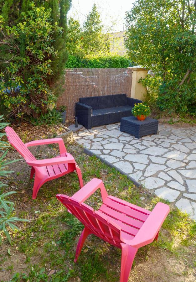 Studio Au Calme Tout Confort Proche Des Plages - Jardin Wifi Parking Fréjus Esterno foto